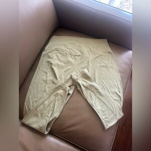 Lululemon Align HR Pant Size 14 Sage Green High Rise Nulu